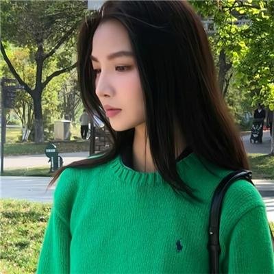 好麻烦,每天都要谈恋爱